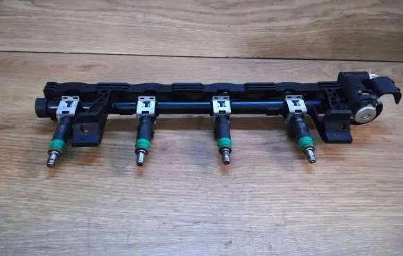 Fuel injectors set