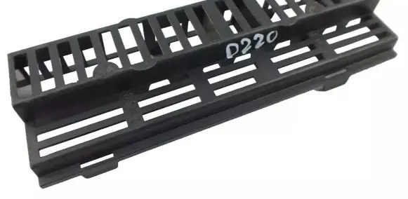 Mercedes-Benz E W211 Fuse box cover A2115450983