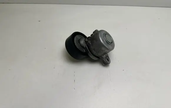 Ford Mustang V Generator/alternator belt tensioner L544A