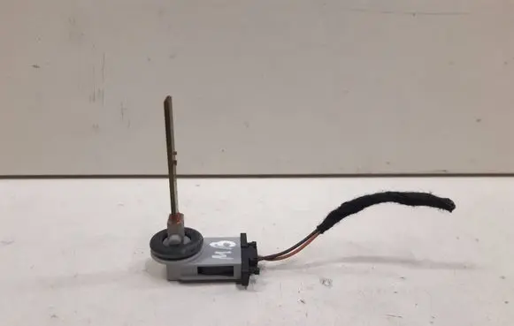 Mercedes-Benz R W251 Interior temperature sensor A1638300272 784308A 0205070730
