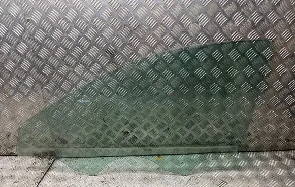 Seat Leon IV Front door window glass four-door 5FA845201A