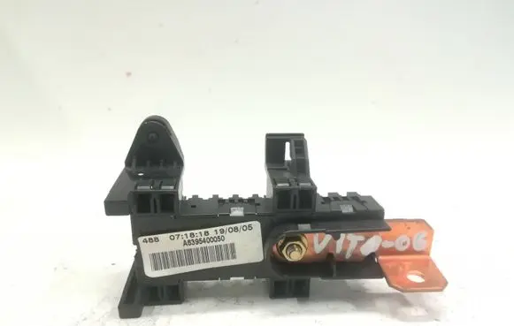 Mercedes-Benz Vito Viano W639 Fuse module A6395400050