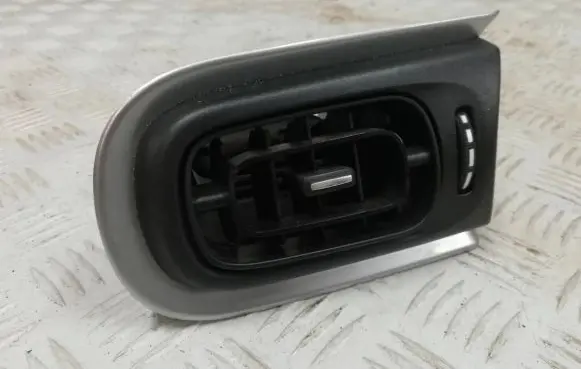 Citroen C3 Dashboard side air vent grill/cover trim