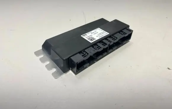 BMW X6 G06 Air suspension control unit module (rear) 8859730