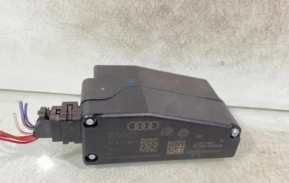 Audi A4 S4 B8 8K Steering wheel lock 8k0905852d 033571101