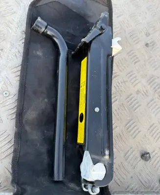 Opel Insignia A Tool set 