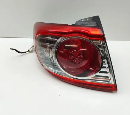 Hyundai Santa Fe Rear/tail lights 924012B520