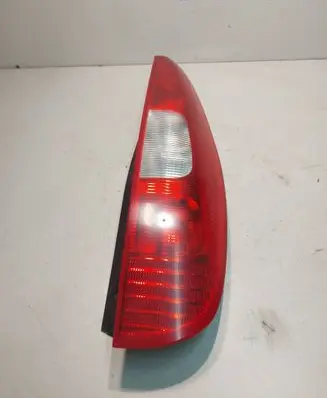 Mitsubishi Colt Rear/tail lights MR957374 27950204 DATE21102005
