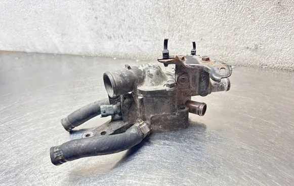 Opel Meriva A Thermostat/thermostat housing 