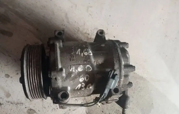 Volvo V60 Air conditioning (A/C) compressor (pump) 31348213