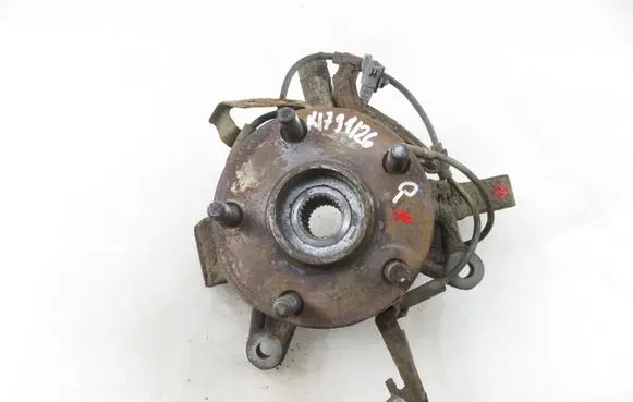 Toyota RAV 4 (XA20) Front wheel hub spindle knuckle