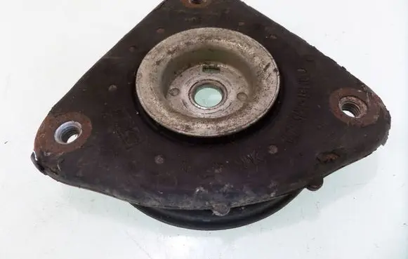 Volvo V50 Front coil spring rubber mount 3M513K155DC