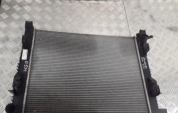 Renault Sandero II Coolant radiator 214107326R
