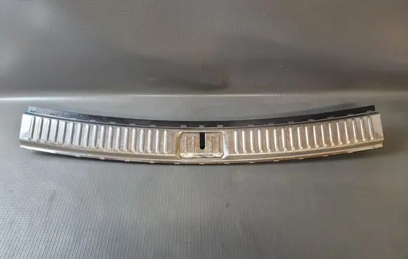 Volkswagen Touareg II Trunk/boot sill cover protection 7P0863459E