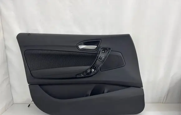 BMW 1 F20 F21 Front door card panel trim