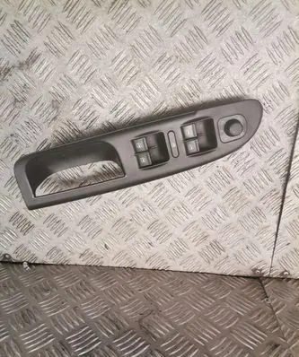 Volkswagen PASSAT B6 Electric window control switch 3c1867171b