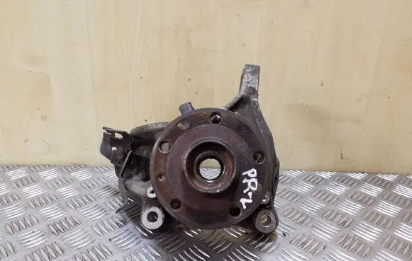 Volkswagen PASSAT B7 Front wheel hub 3C0407257G