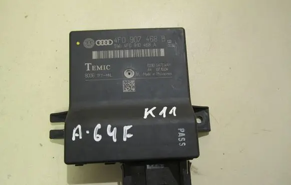 Audi A6 S6 C6 4F Gateway control module 4F0907468B