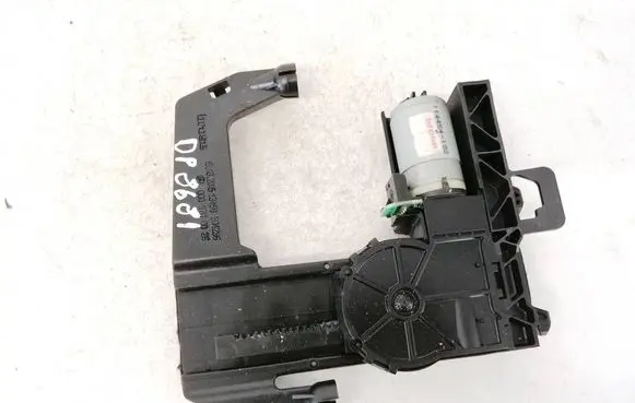 Mercedes-Benz ML W164 Seat adjustment motor 0009700026