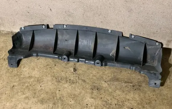 Ford Focus Rear bumper lower part trim BS110556
