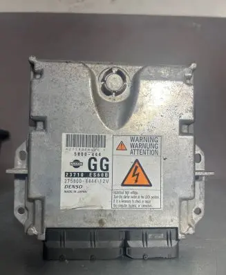 Nissan X-Trail T30 Engine control unit/module 23710ES60B 2758004444 5800444