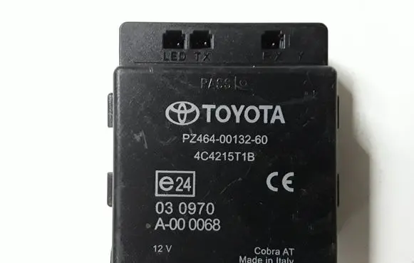 Toyota Hilux (AN10, AN20, AN30) Alarm control unit/module 4C4215T1B
