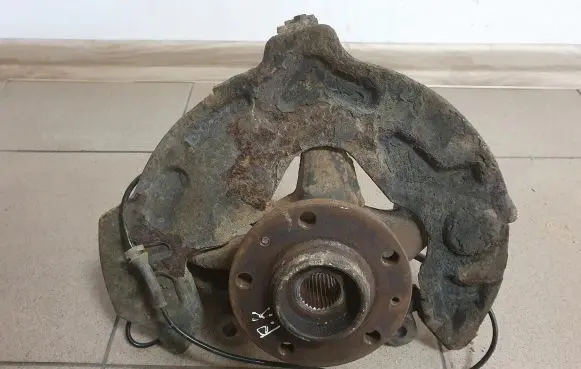 Peugeot 508 Front wheel hub