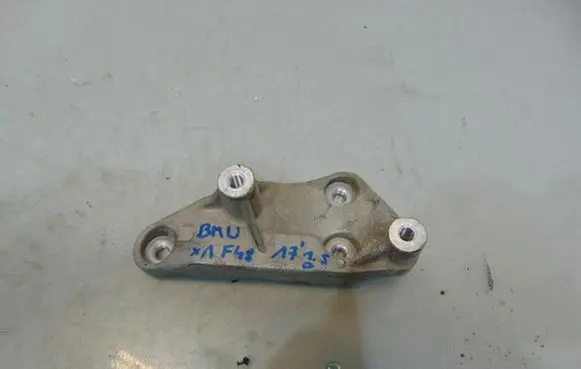BMW X1 F48 F49 Gearbox mounting bracket