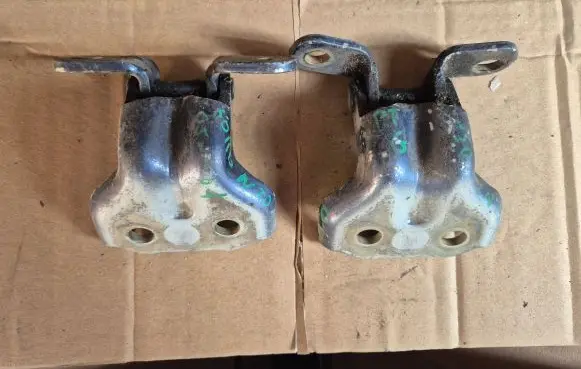 KIA Sorento Rear door hinge set 