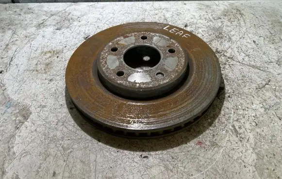 Nissan Leaf I (ZE0) Front brake disc