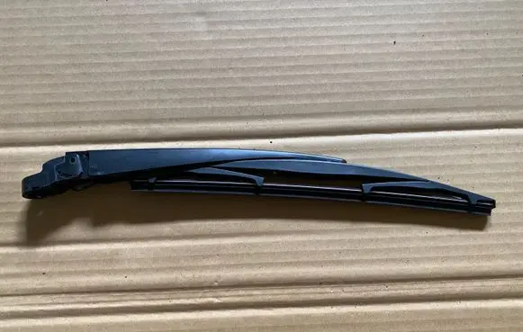 Subaru XV II Rear wiper blade 86532FL100