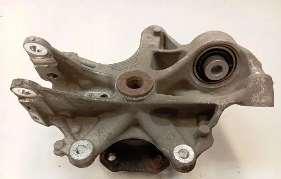 Audi A6 S6 C8 4K Rear wheel hub 4K0505432F
