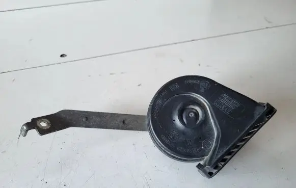 Opel Insignia B Horn signal
