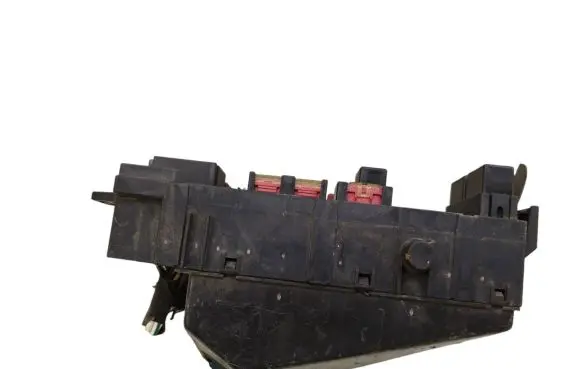 Subaru Forester SG Fuse module 82231SA500