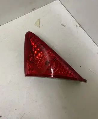 Peugeot 3008 I Tailgate rear/tail lights 26030204