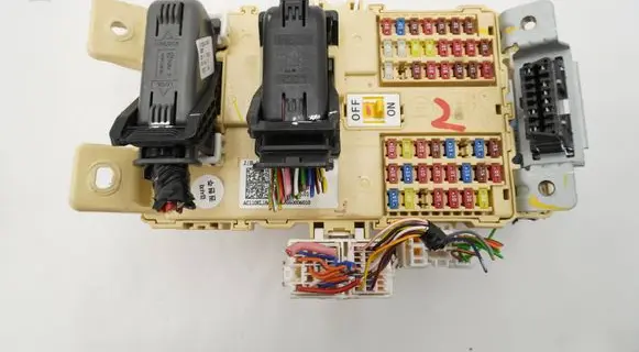 Hyundai i10 Fuse module 91950K7110 91200K7641 31104K7171