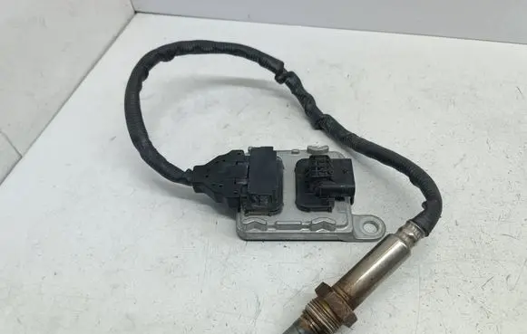 Mercedes-Benz Sprinter W907 W910 Lambda probe sensor A0009059112 0009059112 A3C0630150001