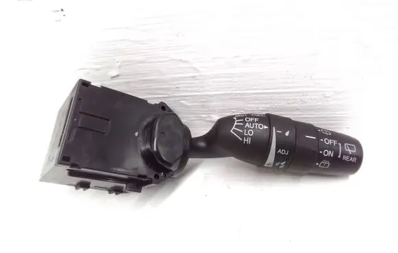 Honda CR-V Wiper control stalk M29843
