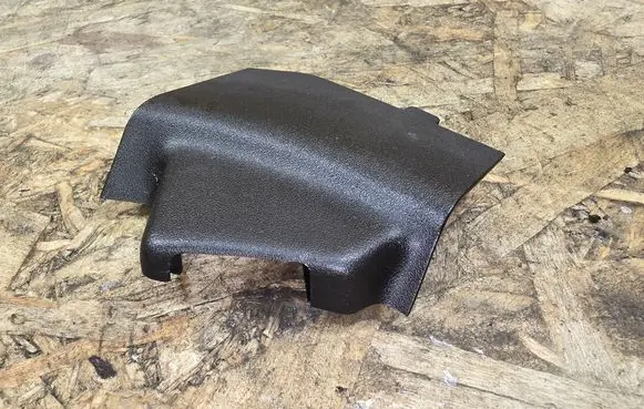 Jaguar XK - XKR Seat belt trim 6W83611B90A