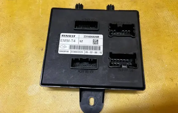 Renault Clio IV Other control units/modules 231A06828R