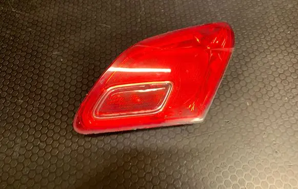 Opel Astra J Tailgate rear/tail lights 216402