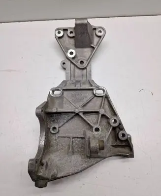 Volvo S60 Generator/alternator bracket 31316673