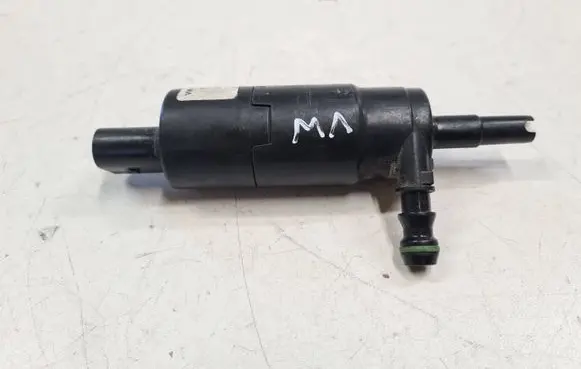 Volkswagen PASSAT B5.5 Headlight washer pump 1J0955681 001006
