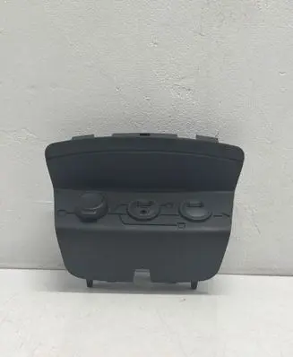 Peugeot 208 I USB socket connector 9674655377