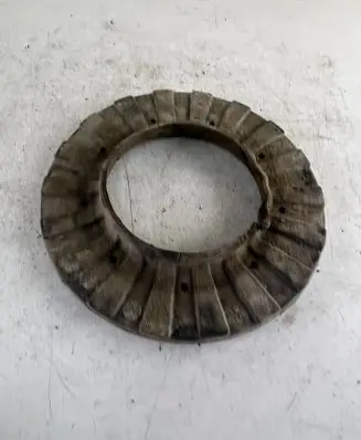 Jeep Cherokee III KJ Rear coil spring rubber mount 