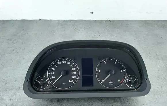Mercedes-Benz A W169 Speedometer (instrument cluster) A1695400848