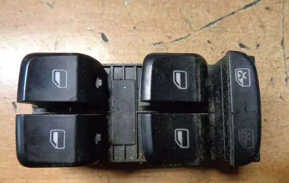 Audi A4 S4 B8 8K Electric window control switch 959851D
