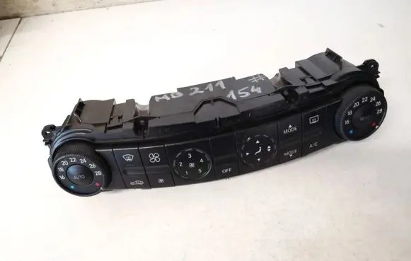 Mercedes-Benz E W211 Climate control unit 2118300085 2118300054