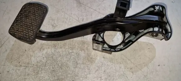 Mercedes-Benz E W212 Brake pedal A2042902001
