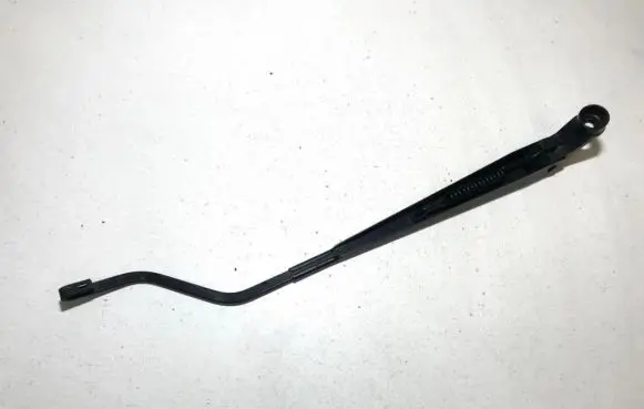 Suzuki Swift I Front wiper blade arm